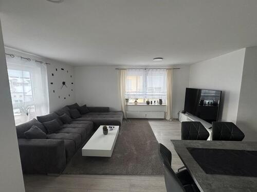 Foto - Schöne 3-Zimmer-Wohnung mit Balkon und Stellplatz