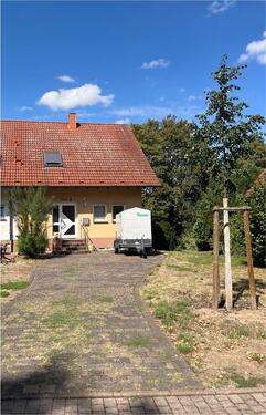 Foto - Gemütliche Doppelhaushälfte mit Garten und Einfahrt