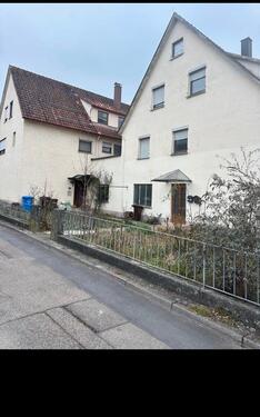 Foto - Helle 5-Zimmer-DG Wohnung in Heubach - ab sofort zu vermieten