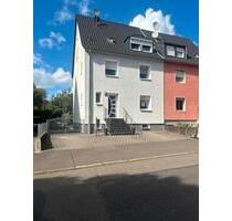 Moderne Doppelhaushälfte - bezugsfertig und ruhig gelegen - Völklingen