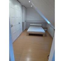 gemütliche Dachgeschoßwohnung in Velbert Mitte