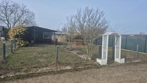 Foto - Schöner Garten mit Laube und überdachter Sitzecke-Ohne Ablöse