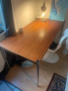 Foto - USM Haller Tisch - 450,00 EUR Kaltmiete,