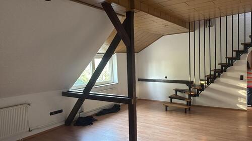 Foto - Altbauwohnung über 2 Etagen – 83 m² – mit Stellplatz