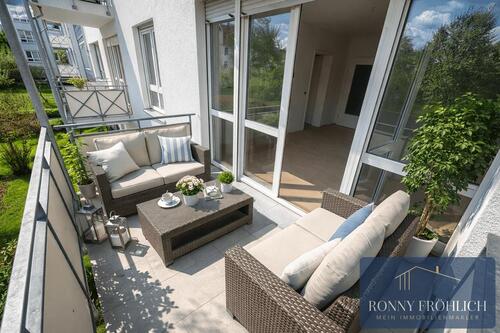 Foto - 2 Zimmer Wohnung mit WOW-Faktor, Balkon, Tiefgarage, Fahrstuhl, Einbauküche, neues Bad in Zwickau