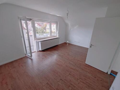 Foto - Frisch renovierte DG-Wohnung in See Nähe in Böblingen