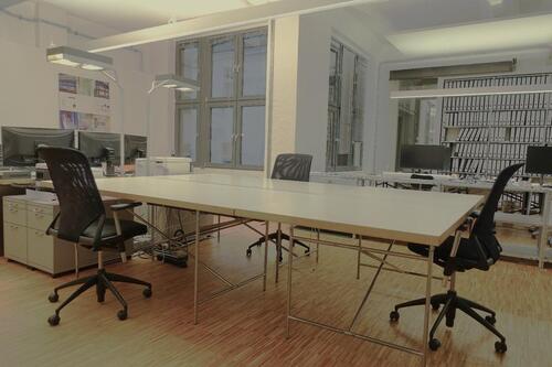 Foto - 3 x schöner Arbeitstisch Arbeitsplatz