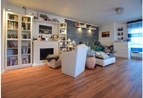 Foto - Attraktive 3 Zimmer-Wohnung mit großzügiger Terrasse