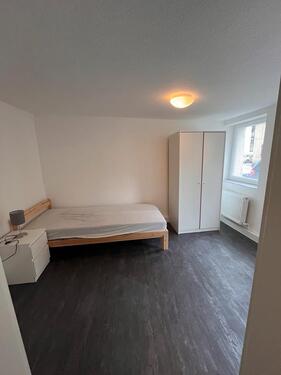 Foto - 2 ZW in Leonberg zu vermiete - 720,00&nbsp;EUR Kaltmiete, ca.&nbsp; 30,00&nbsp;m&sup2;