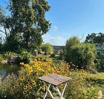 Ein Zuhause mit großem Naturgarten und biologischem Schwimmteich - Etzbach