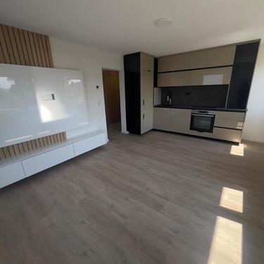 Foto - Mittewohmung - 1.400,00 EUR Kaltmiete,