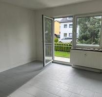 **Renovierte, helle 3 Zi-Wohnung zentral in Burscheid Hilgen**