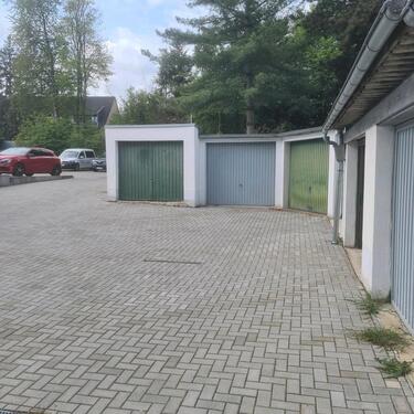 Foto - Garage zu vermieten - 100,00 EUR Miete,