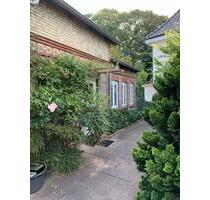 1 Zimmer Gartenhaus in bester Lage Kiel Niemannsweg 1 Zimmer Gartenhaus in bester Lage Kiel Niemannsweg