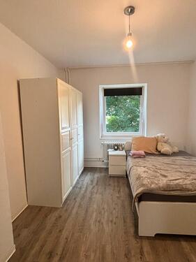 Foto - WOHNUNG ZU VERMIETEN - 750,00 EUR Kaltmiete,