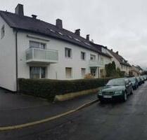 3 Zimmerwohnung mit Balkon und EBK - Kassel Niederzwehren