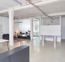 Schreibtischplatz in kreativer Bürogemeinschaft in Sendling - München Thalkirchen-Obersendling-Forstenried-Fürstenried-S