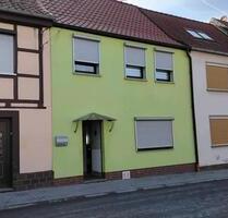 Kleines Wohnhaus in Kelbra Kyffh. zu verk. - Kelbra (Kyffhäuser)