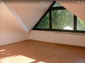 Foto - Helle Dachgeschosswohnung im Atelierstil in Innenstadtnähe