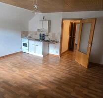 Helle 1-Zimmer- Dachgeschosswohnung in zentraler Lage - Siegen Eiserfeld