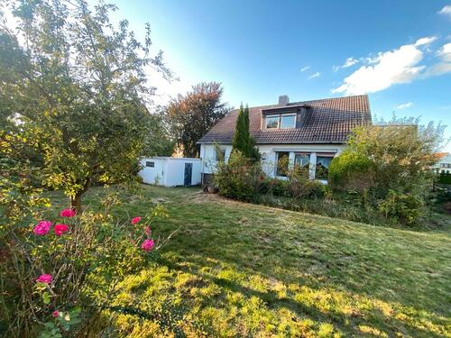 Foto - Haus zur Miete in Fallersleben, 2 Etagen je als 3Zi.Whg