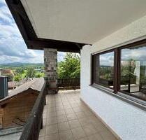 Großzügige 7-Zimmer-Wohnung mit Balkon, Garten und Weitblick - Aicha vorm Wald