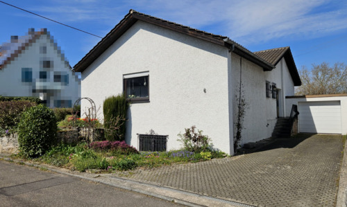 Foto - Einfamilienhaus mit 5 Zimmern und großzügigem Garten