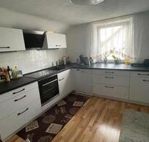 2 Zimmer-Dachgeschosswohnung mit Einbauküche, Keller - Thannhausen