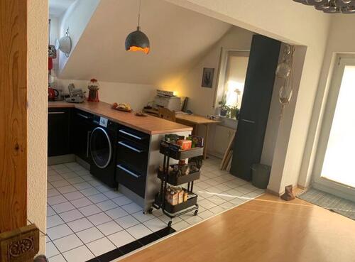 Foto - 2 Zimmer Dachgeschoßwohnung zur Miete in Mundelsheim
