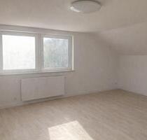 Dachgeschosswohnung in Remseck mit grossem Garten - Remseck am Neckar