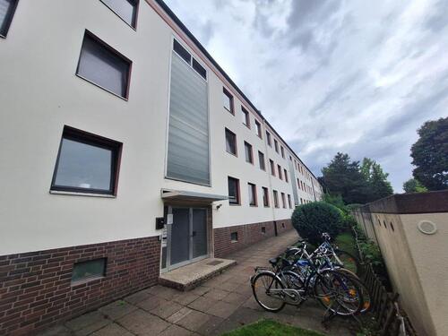 Foto - 4 Zimmer Wohnung mit Balkon frisch renoviert im Erdgeschoss