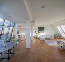 5 Zi-DG-Whg in der Mommsenstr Höhe Wielandstr mit Terrasse Aufzug u. EBK - Berlin Charlottenburg-Wilmersdorf