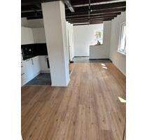 Tiny-House (47 qm) mit Garten und Garage - Waldbüttelbrunn