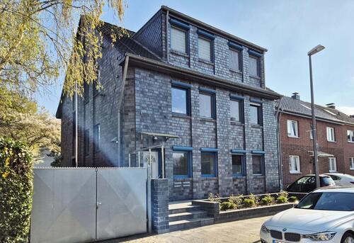 Foto - Hochwertig kernsaniert – EG mit Souterrain Wohnung