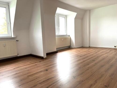 Foto - 3 Zimmer Dachgeschoßwohnung zur Miete in Crimmitschau