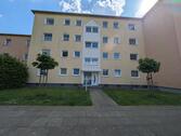 Foto - Großzügige, renovierte 4-Zimmer Wohnung zu vermieten!