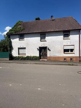 Foto - Einfamilienhaus - 25.000,00&nbsp;EUR Kaufpreis, ca.&nbsp; 146,00&nbsp;m&sup2;