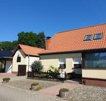 Charmante Doppelhaushälfte im Grünen 4,5 Zimmer - Nauen