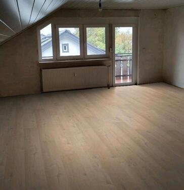 Foto - 3 Zimmer Dachgeschoßwohnung zur Miete in Nußloch