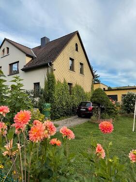 Foto - Doppelhaushälfte mit Nebengelass & großem Grundstück
