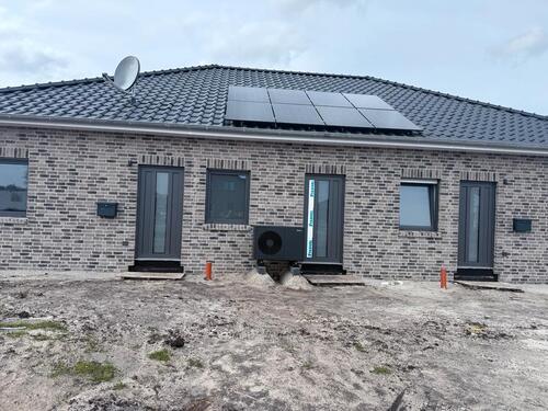 Foto - 4-Zi.-Wohnung in Barßel (Doppelhaushälfte mit Carport)