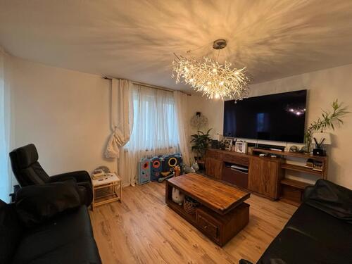 Foto - Provisionsfrei: 3,5 Zimmer Wohnung Süd-Balkon, EBK & Stellplatz