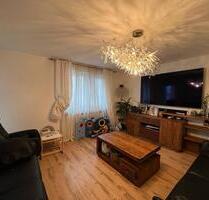 Provisionsfrei: 3,5 Zimmer Wohnung Süd-Balkon, EBK & Stellplatz - Hanau Groß-Steinheim