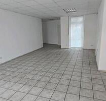 Zentrum DGF Büro Ladenfläche - 1.200,00 EUR Kaltmiete, in Dingolfing (PLZ: 84130)