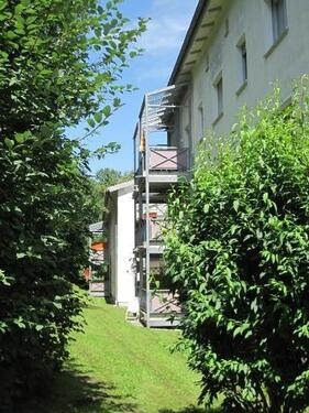 Foto - Singles und Paare aufgepasst! 2-Zimmer-Wohnung mit Balkon - Blick ins Grüne