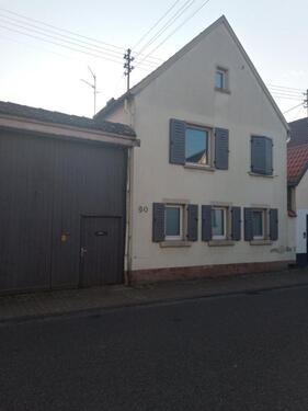 Foto - Zwei Familienhaus,ca.960qmGrundstück,288qm.WF.Garten,Garage,Studi