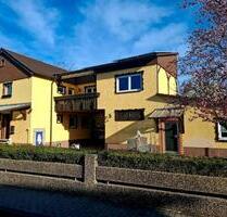 Gepflegte 3 Zimmer-Wohnung mit schönem SüdbalkonMarkise - Schwetzingen