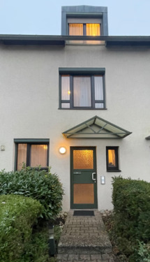 Foto - Gepflegtes 5-Zi-Reihenhaus mit Garten und Garage in Stammheim-Süd