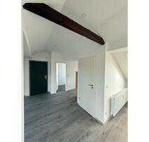 Charmante Dachgeschosswohnung mit Einbauküche & Waschmaschie - Marl Alt-Marl