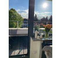 Möblierte 2-Zimmer Dachgeschosswohnung mit Südbalkon - Bonn Beuel-Mitte